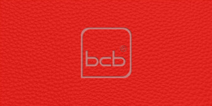 Farbmuster in RAL 3020 Verkehrsrot