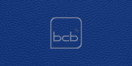 Farbmuster in RAL 5010 Enzianblau