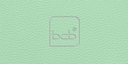 Farbmuster in RAL 6019 Weissgrün